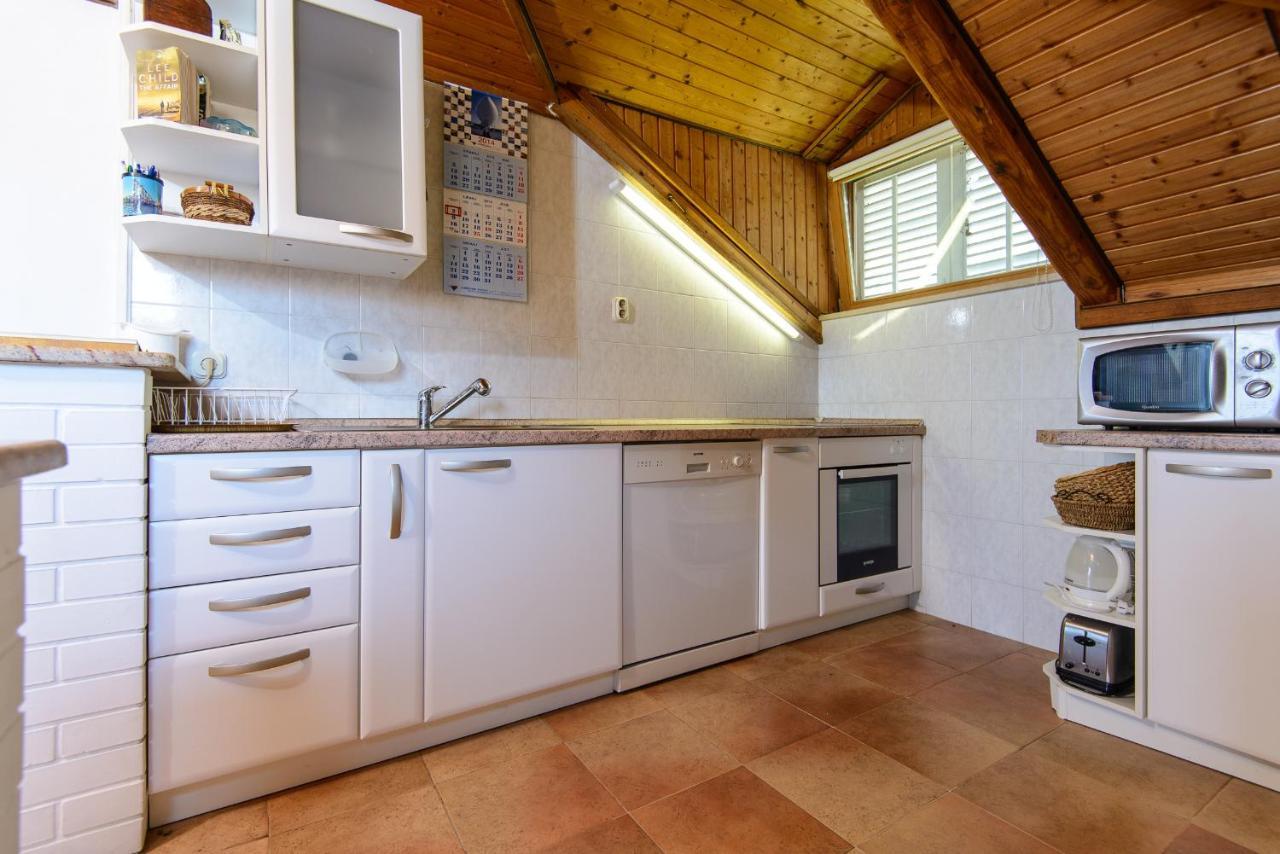 Impeccable 3-Bed Apartment In Dubrovnik Exterior photo